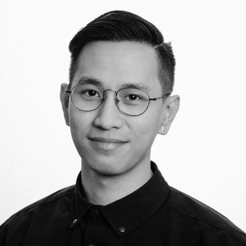 Black-and-white portrait of Romeo Macabuhay, founder of SSI LABS